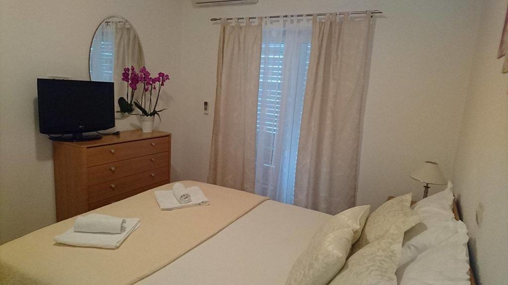 Apartment Vanja Tučepi Zewnętrze zdjęcie